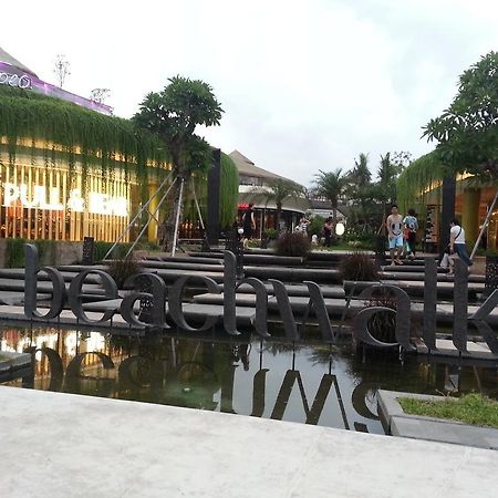 Hotel Amaris Kuta  Exterior photo